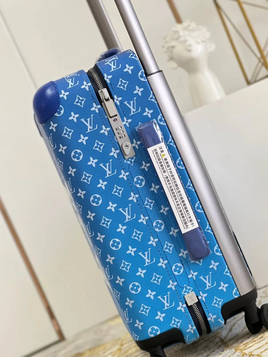 CUSTOM SUITCASE HORIZON 55 CABIN CLOUDS 37L 0717